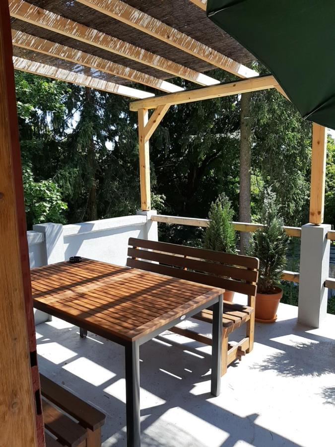 Triglav Apartment House Kranj Exterior foto