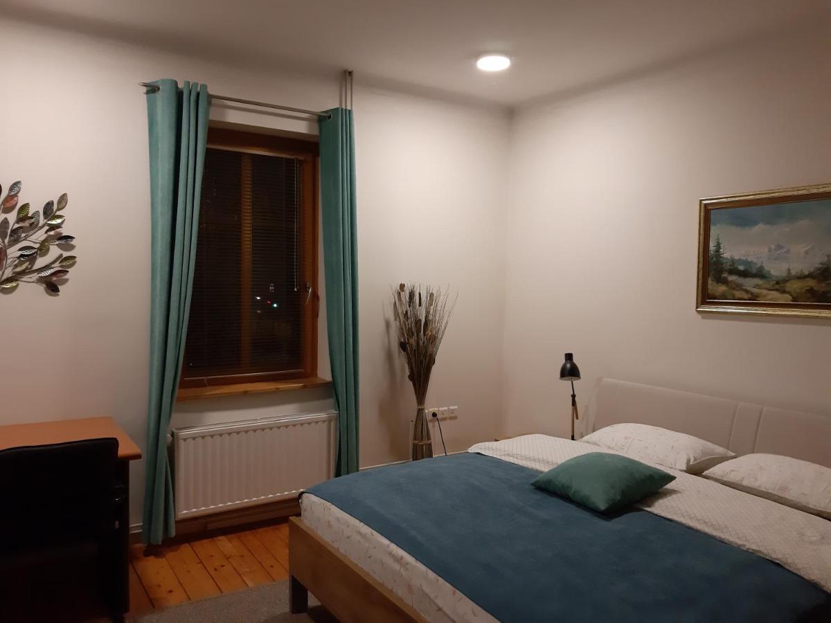 Triglav Apartment House Kranj Exterior foto
